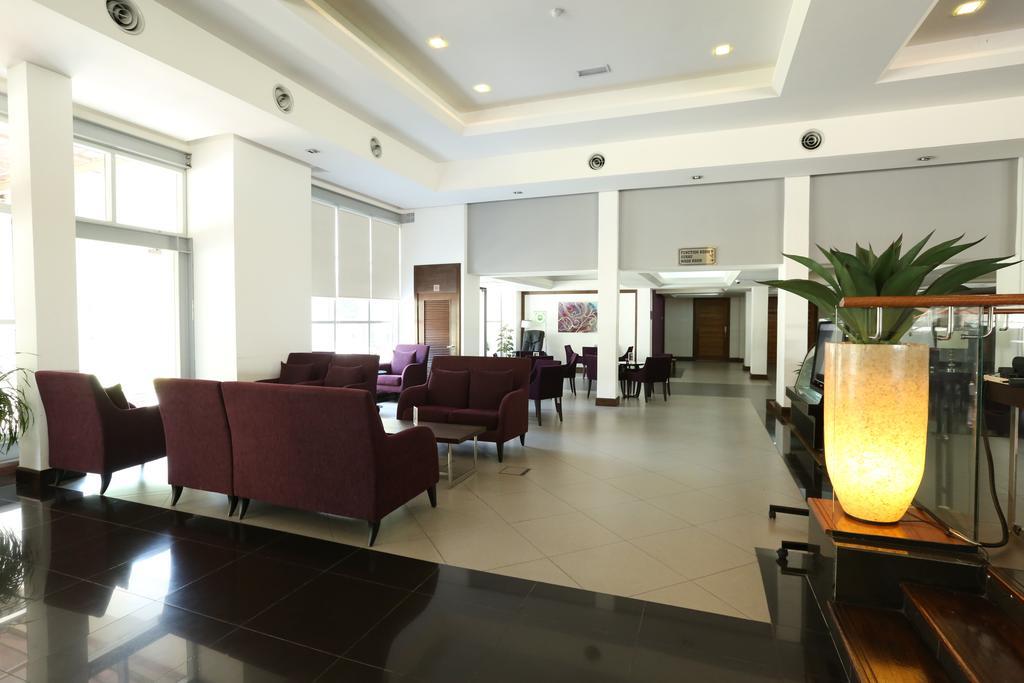 Puri Pujangga Hotel บางี ภายนอก รูปภาพ