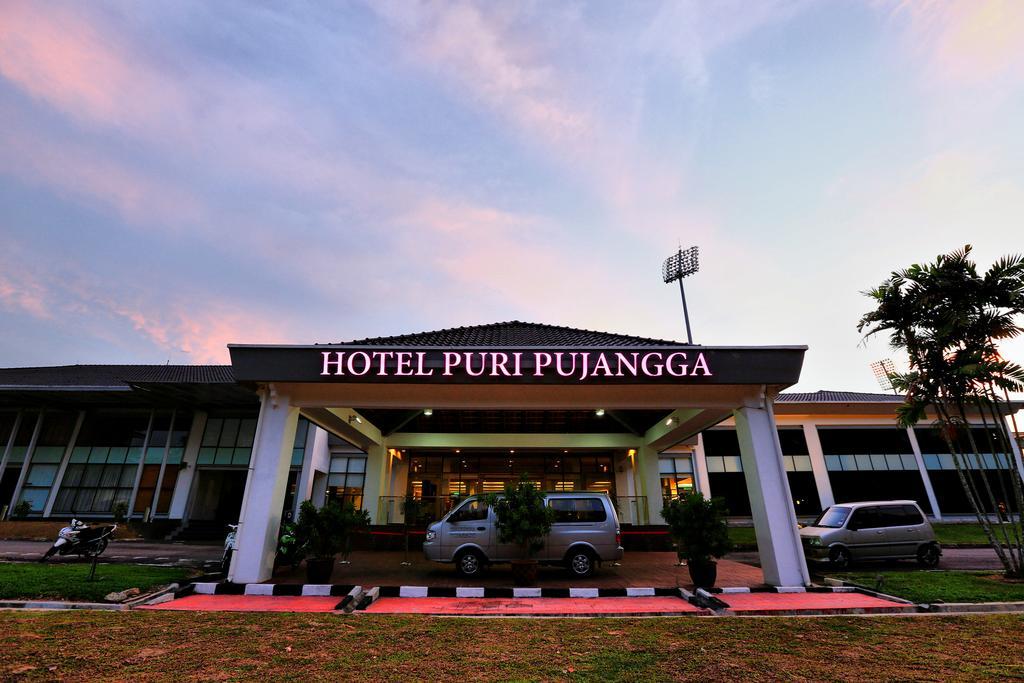 Puri Pujangga Hotel บางี ภายนอก รูปภาพ